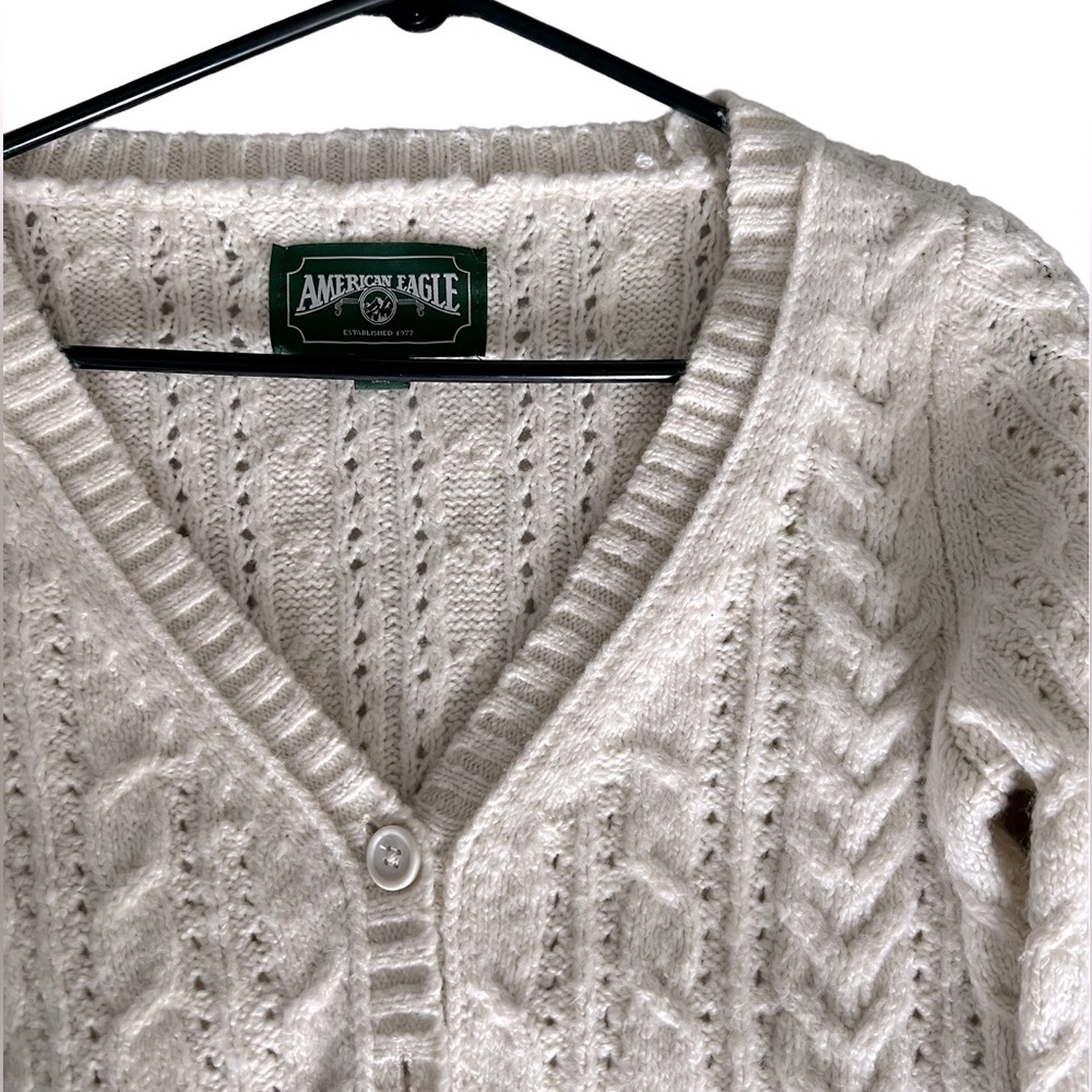 American Eagle Cream Knit Cardigan button up